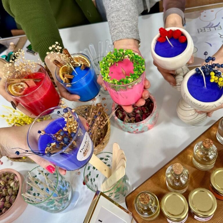 xA Festive Candle 1 1.jpg.pagespeed.ic .DZMFvKASox 1 768x768